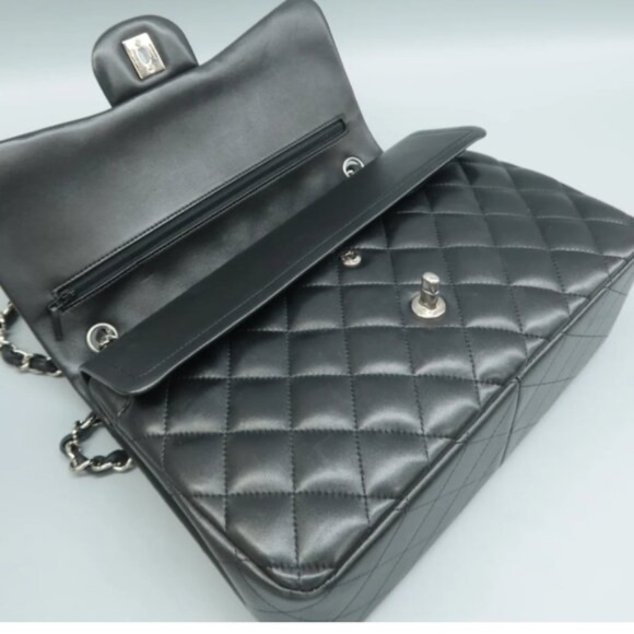 100% Authentic CHANEL CF Jumbo Black Leather Shoulder Bag - Picture 8 of 12